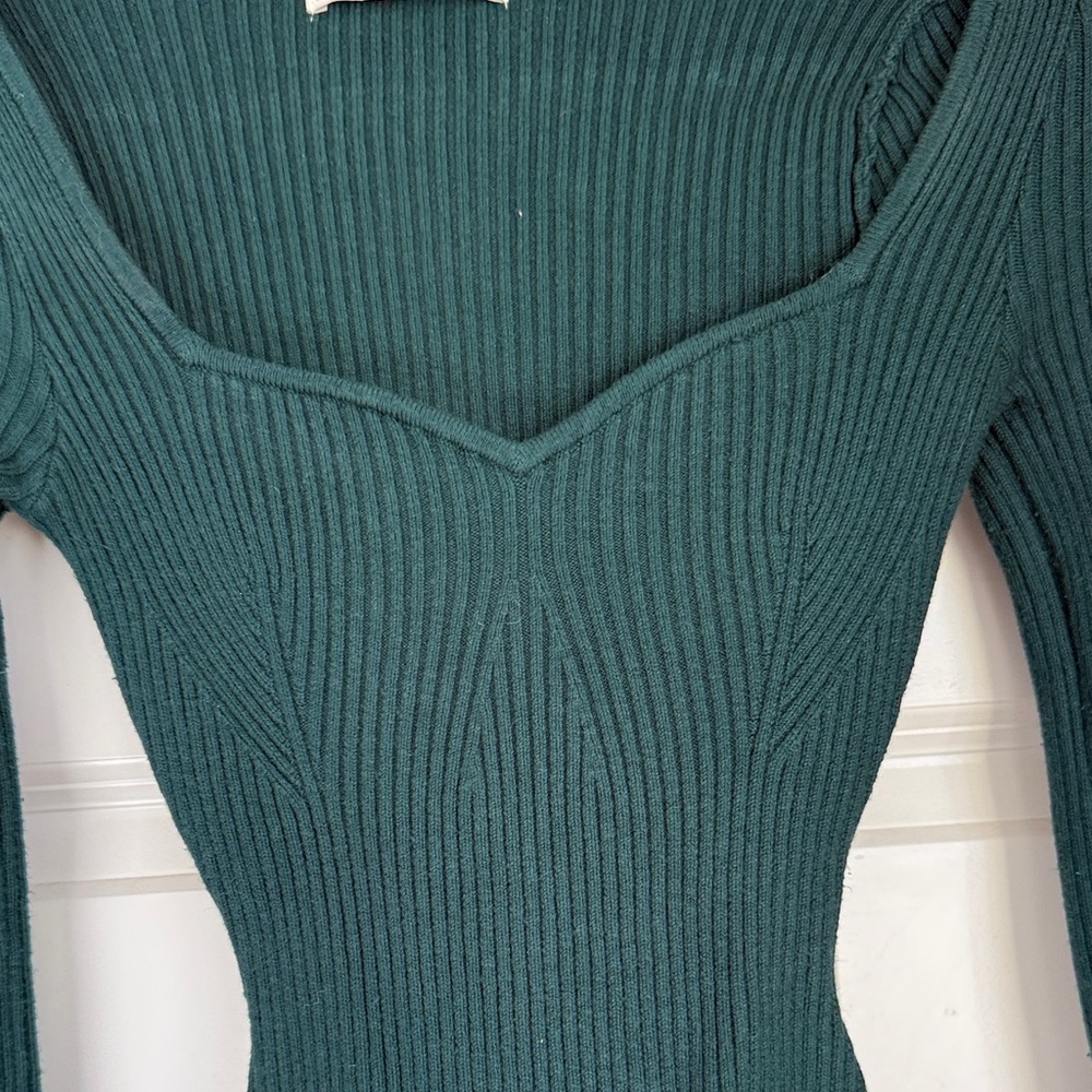 Abercrombie & Fitch Dark Green Sweater - Picture 3 of 6